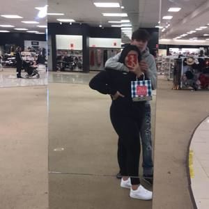 Meet your Posher, Ariana